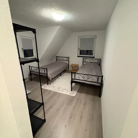 Nähe Tripsdrill - 5 Personen Appartement Brackenheim